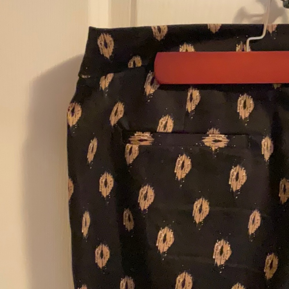 Statement pants! - Picture 2 of 4